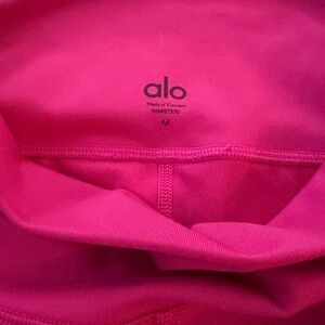 ALO Yoga Women's Bike Shorts Hot Pink